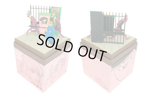 Photo2: Studio Ghibli mini Paper Craft Kit Howl's Moving Castle 34 "Carriage of Witch of the Waste" (2)