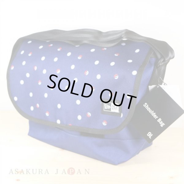 Photo2: Pokemon Center 2017 x NEW ERA Monster Ball Shoulder Bag (2)