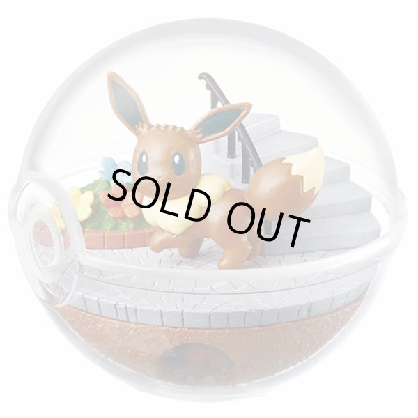 Photo1: Pokemon 2017 Terrarium Collection #6 Eevee Mini Figure (1)