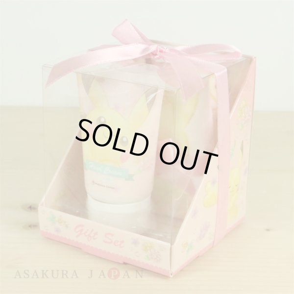 Photo3: Pokemon Center 2017 Watercolor style Hand cream & Hand Towel Pikachu Flower (3)