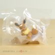 Photo2: Pokemon 2018 Gacha Gyutto Dakitsuki Cable Cover Eevee Mini Figure Cord Keeper (2)