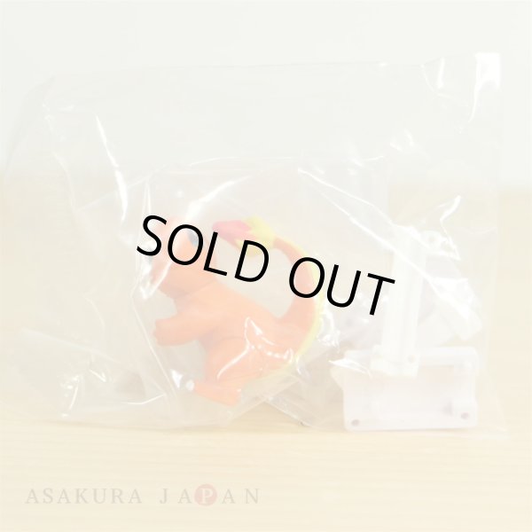 Photo2: Pokemon 2018 Gacha Gyutto Dakitsuki Cable Cover Charmander Mini Figure Cord Keeper (2)
