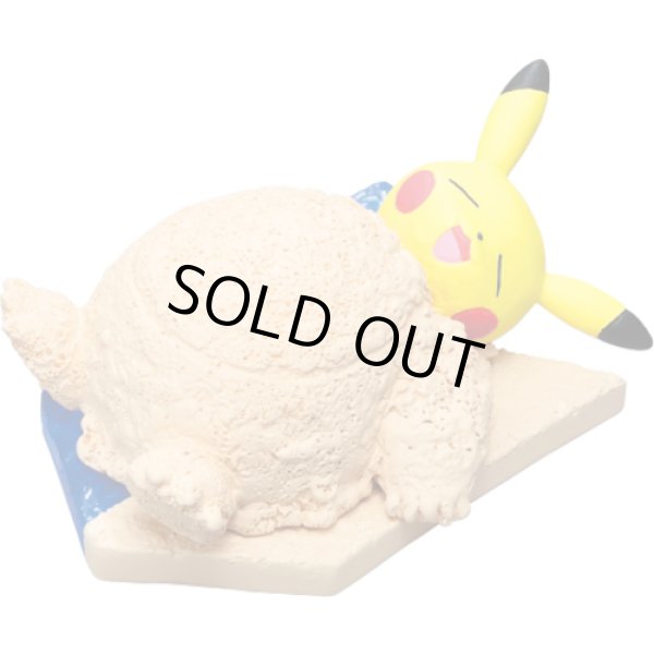 Photo1: Pokemon Center 2018 Mini Figure Collection Atsumare! Pikachu Seaside #10 Sand bath (1)