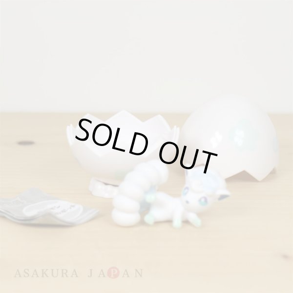 Photo2: Pokemon 2019 Pokemon and Egg Pot Alola Vulpix Mini Figure Capsule case TAKARA TOMY (2)