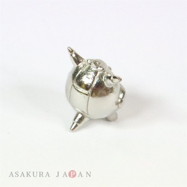 Photo2: Pokemon XY&Z 2016 Metal Collection SP Quilladin Figure (Silver Version) (2)