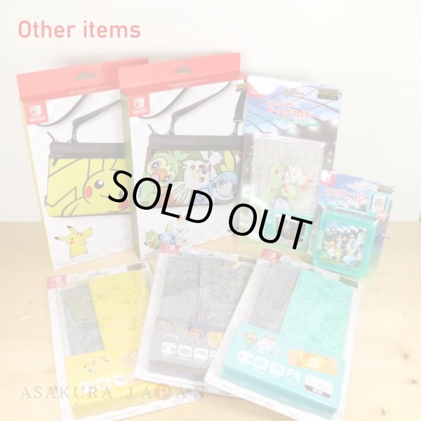 Photo5: Pokemon Center 2019 Nintendo Switch Lite Felt pouch Pikachu (5)