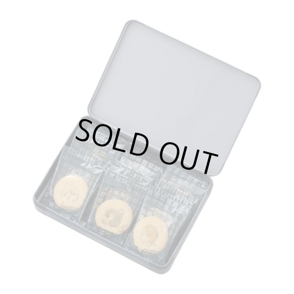 Pokemon Center 2021 TRAINERS Off Shot! Print cookies Tin