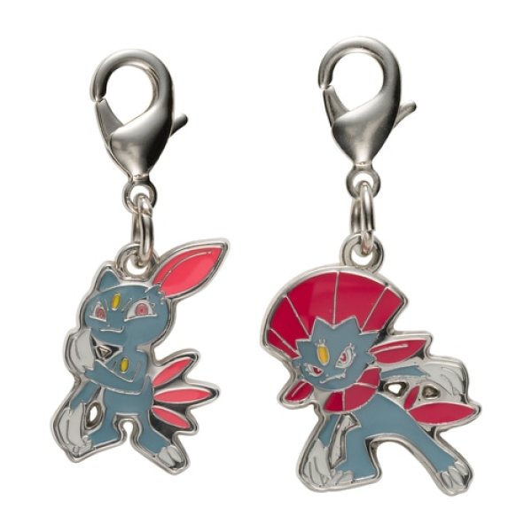 Photo1: Pokemon Center 2022 Metal Charm # 215 461 Sneasel Weavile (1)