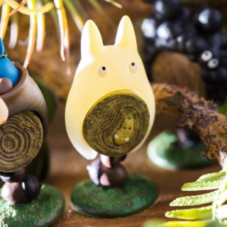Studio Ghibli My Neighbor Totoro Figure with case On a log