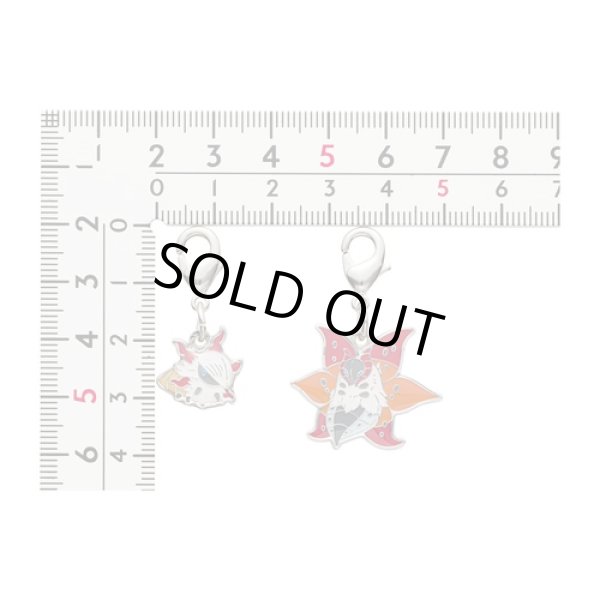 Photo2: Pokemon Center 2023 Metal Charm # 636 637 Larvesta Volcarona (2)