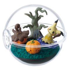 Pokemon 2021 Terrarium Collection In the Season #3 Pumpkaboo Mimikyu Mini Figure