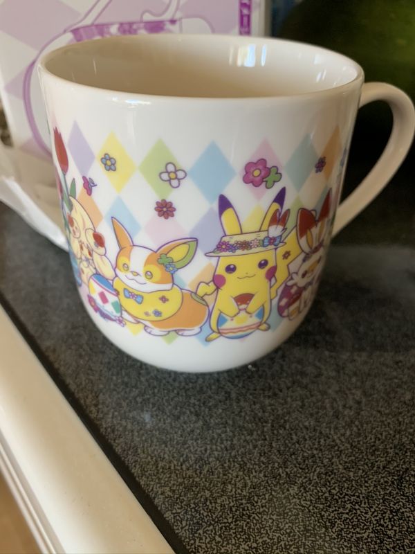 Pokemon Center Original Pokemon Easter Ceramic Mug with Lid Yamper Alcremie